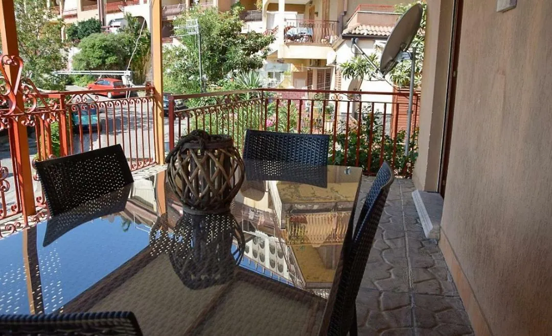 La Casita Il Poggio Del Sole Apartman Letojanni